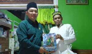Doc. Pengurus PC LDII Kecamatan Ngaliyan Kota Semarang saat melakukan silaturahim dan pertemuan dengan Ketua MUI Kecamatan Ngaliyan, Kiai Anang Purnomo, ST., di Kelurahan Gondoriyo, Kecamatan Ngaliyan, Kota Semarang, Kamis (28/5/2026). Pertemuan membahas komunikasi dan koordinasi antarorganisasi kemasyarakatan dan keagamaan di wilayah Kecamatan Ngaliyan.