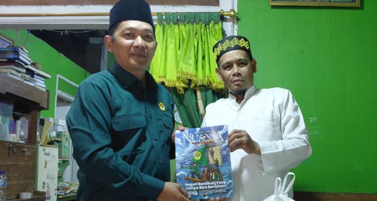 Doc. Pengurus PC LDII Kecamatan Ngaliyan Kota Semarang saat melakukan silaturahim dan pertemuan dengan Ketua MUI Kecamatan Ngaliyan, Kiai Anang Purnomo, ST., di Kelurahan Gondoriyo, Kecamatan Ngaliyan, Kota Semarang, Kamis (28/5/2026). Pertemuan membahas komunikasi dan koordinasi antarorganisasi kemasyarakatan dan keagamaan di wilayah Kecamatan Ngaliyan.