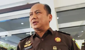 Doc. Kapuspenkum Kejaksaan Agung RI, Anang Supriatna, menyampaikan keterangan kepada awak media terkait perkembangan penyidikan dugaan tindak pidana korupsi program Badan Gizi Nasional (BGN) di Jakarta.