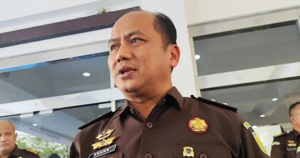 Doc. Kapuspenkum Kejaksaan Agung RI, Anang Supriatna, menyampaikan keterangan kepada awak media terkait perkembangan penyidikan dugaan tindak pidana korupsi program Badan Gizi Nasional (BGN) di Jakarta.
