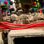 Doc. Petugas melakukan perbaikan pada titik jalan ambles di kawasan Lenteng Agung, Jakarta Selatan, Senin (1/6/2026). Pekerjaan meliputi pemasangan box culvert, pemadatan tanah, dan persiapan pengecoran guna memulihkan fungsi jalan yang terdampak kerusakan akibat saluran drainase bawah tanah yang mengalami penurunan kualitas struktur.