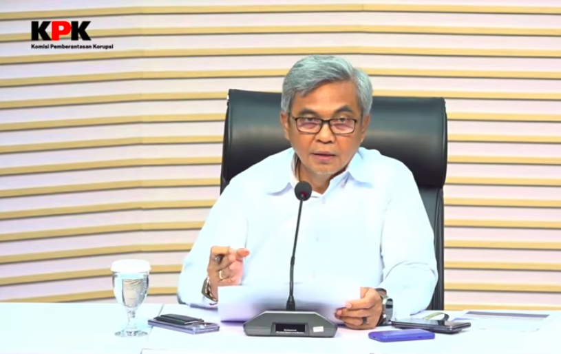 Doc. Ketua KPK Setyo Budiyanto menyampaikan keterangan kepada awak media dalam konferensi pers terkait perkembangan penanganan perkara dugaan pemerasan dan gratifikasi di lingkungan Direktorat Jenderal Imigrasi. (Sumber Foto: KPK).