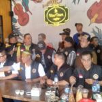 Doc. Kuasa hukum Junaidi, Ajun Benny Murdani, S.H., M.H., memberikan keterangan kepada awak media dalam konferensi pers di Palembang, Sabtu, 6 Juni 2026, terkait klarifikasi atas video yang viral di media sosial dan penjelasan kronologi peristiwa menurut versi kliennya. Catatan: Keterangan dalam konferensi pers merupakan pernyataan dari pihak kuasa hukum dan belum merupakan fakta hukum yang telah diputus oleh pengadilan. Seluruh pihak tetap memiliki hak atas asas praduga tak bersalah.