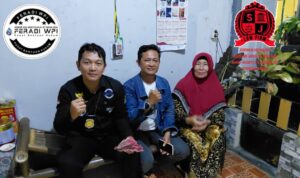 FERADI WPI DPC Kota Semarang Dampingi Ning Yetty Upayakan Gugatan Pembatalan Lelang Rumah Sukindar, Ketua DPC dan PBH FERADI WPI Kota Semarang, menerima Ning Yetty saat konsultasi dan penyampaian pengaduan terkait sengketa rumah yang menjadi objek lelang di Kantor Hukum FERADI WPI DPC Kota Semarang, Jumat (12/6/2026). Pertemuan tersebut merupakan bagian dari proses pendampingan hukum dan pengumpulan keterangan awal sebelum upaya hukum lebih lanjut ditempuh.