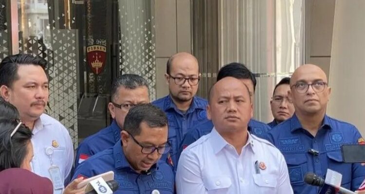 Doc. Pejabat Kejaksaan Agung Republik Indonesia menyampaikan keterangan pers terkait perkembangan penyidikan dugaan korupsi dalam tata kelola Program Makan Bergizi Gratis (MBG), termasuk penetapan satu tersangka baru, di Jakarta, Kamis (11/6/2026).