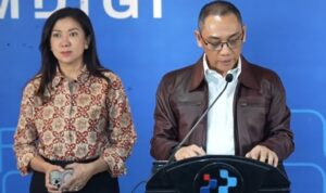 Doc. Direktur Jenderal Pengawasan Ruang Digital Komdigi, Alexander Sabar, menyampaikan keterangan kepada awak media dalam konferensi pers terkait perkembangan penanganan judi online, termasuk temuan perubahan modus penyebaran promosi melalui media sosial dan siaran ilegal pertandingan olahraga.