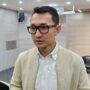 Doc. Juru Bicara Komisi Pemberantasan Korupsi (KPK), Budi Prasetyo, memberikan keterangan kepada awak media terkait perkembangan penanganan perkara dugaan korupsi di Kabupaten Kuantan Singingi, termasuk proses verifikasi laporan penolakan gratifikasi yang disampaikan Menteri Kehutanan Raja Juli Antoni. (Sumber Foto: KPK).