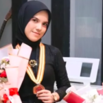 Doc. Nadira Az-Zahra saat mengikuti salah satu kegiatan di lingkungan kampus Telkom University. Mahasiswi semester dua asal Kecamatan Rancasari, Kota Bandung, itu dilaporkan hilang sejak Selasa, 30 Juni 2026, dan hingga kini masih dalam proses pencarian oleh keluarga bersama pihak kepolisian. (Foto: Dokumentasi keluarga)