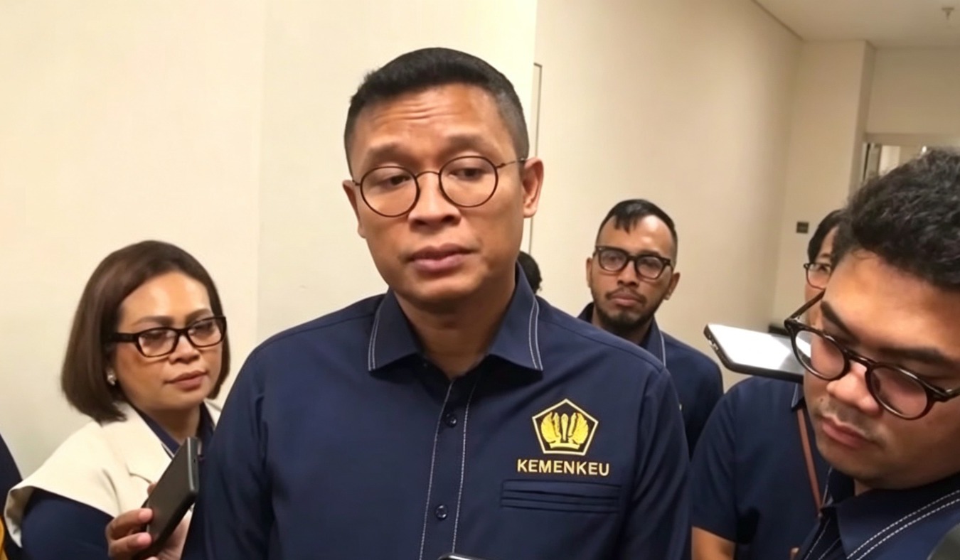 Doc. Perwakilan Kementerian Keuangan memberikan penjelasan kepada awak media mengenai ketentuan perpajakan atas pencairan saldo Jaminan Hari Tua (JHT) BPJS Ketenagakerjaan, termasuk mekanisme pengenaan Pajak Penghasilan (PPh) final sesuai regulasi yang berlaku.