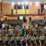 Doc. Peserta Cinta Alam Indonesia (CAI) ke-47 bersama panitia, pengurus LDII Kota Semarang, dan tamu undangan berfoto bersama usai pembukaan kegiatan di Gedung Al Barokah, Kompleks Masjid Al Wali, Semarang, Minggu (5/7/2026).