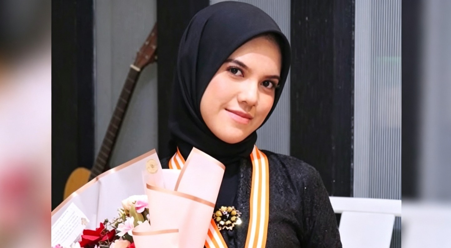 Doc. Nadira Az-Zahra, mahasiswi Telkom University yang sebelumnya dilaporkan hilang sejak 30 Juni 2026, telah ditemukan dalam keadaan selamat di Kota Bandung setelah menjalani proses pencarian selama enam hari. (Sumber Foto: Keluarga).