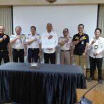 Doc. Foto bersama peserta Rapat Pembahasan dan Penandatanganan Standar Pelayanan serta Maklumat Pelayanan Terminal Penumpang PT Pelindo Multi Terminal Branch Tanjung Emas usai kegiatan yang berlangsung di Ruang Rapat Samudera, Kantor PT Pelindo (Persero) Tanjung Emas, Semarang, Senin (13/7/2026). Kegiatan dihadiri perwakilan PT Pelindo Multi Terminal Branch Tanjung Emas, unsur Forkopimda pelabuhan, operator transportasi laut, serta sejumlah lembaga terkait untuk membahas dan menyepakati standar pelayanan Terminal Penumpang Tanjung Emas.