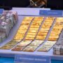 Doc. Sejumlah barang bukti yang sebelumnya disita penyidik Polri diperlihatkan kepada awak media dalam konferensi pers di Mabes Polri pada tahap awal pengungkapan perkara. Barang bukti tersebut ditampilkan sebagai bagian dari penyampaian perkembangan hasil penyidikan kepada publik sebelum proses penanganan perkara berlanjut sesuai mekanisme hukum yang berlaku.