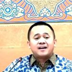 Doc. Anggota Komisi VI DPR RI Mufti Anam menyampaikan pandangan dan pertanyaan dalam rapat kerja bersama Kementerian Koperasi di Kompleks Parlemen, Senayan, Jakarta, Rabu (15/7/2026). Dalam rapat tersebut, Mufti mempertanyakan informasi yang beredar mengenai dugaan pengadaan kipas angin senilai Rp1,8 triliun untuk program Koperasi Desa/Kelurahan Merah Putih serta meminta penjelasan yang didukung data dan dokumen resmi. Foto: DPR RI.