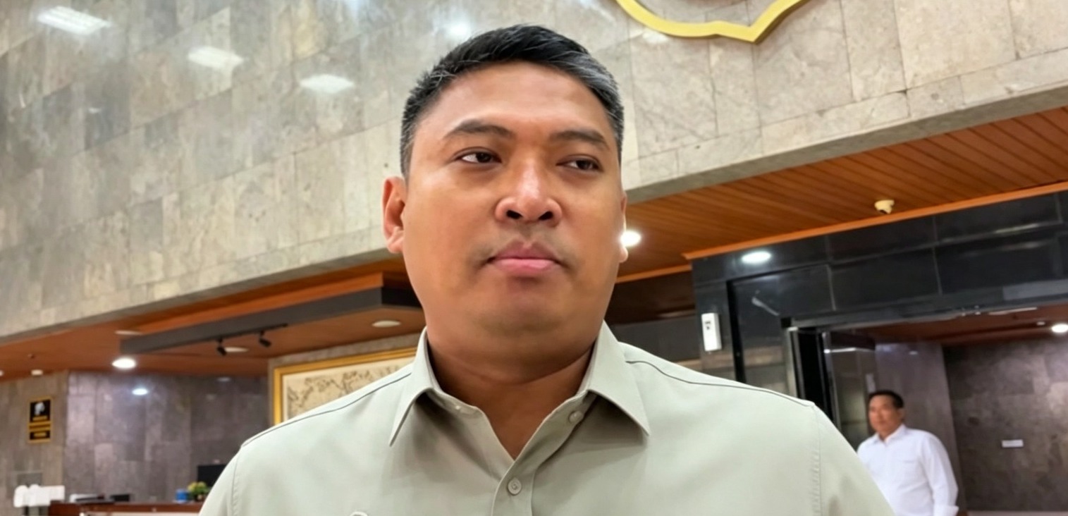 Doc. Kepala Badan Gizi Nasional (BGN), Sudaryono, menyampaikan keterangan kepada awak media usai diumumkan secara resmi sebagai pengganti Nanik S. Deyang. Dalam kesempatan tersebut, Sudaryono menegaskan komitmennya untuk melanjutkan dan memperkuat pelaksanaan Program Makan Bergizi Gratis (MBG) sebagai salah satu program prioritas pemerintah.