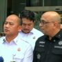 Doc. Pejabat Kejaksaan Agung menyampaikan keterangan kepada awak media dalam konferensi pers di Jakarta terkait perkembangan penyidikan dugaan tindak pidana korupsi Program Makan Bergizi Gratis (MBG). Dalam kesempatan tersebut, Kejagung menyatakan peluang pemeriksaan terhadap mantan Kepala Badan Gizi Nasional (BGN), Nanik S. Deyang, tetap terbuka apabila keterangannya diperlukan dalam proses penyidikan.