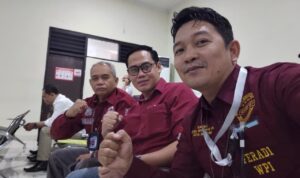 Doc. Tim hukum DPP FERADI WPI bersama SUBUR JAYA LAWFIRM hadir di Pengadilan Negeri Semarang untuk mengawal persidangan lanjutan perkara perdata Nomor 292/Pdt.G/2026/PN Smg, Kamis (13/8/2026). Sidang tersebut ditunda dan dijadwalkan kembali pada 27 Agustus 2026 dengan agenda pembacaan gugatan.