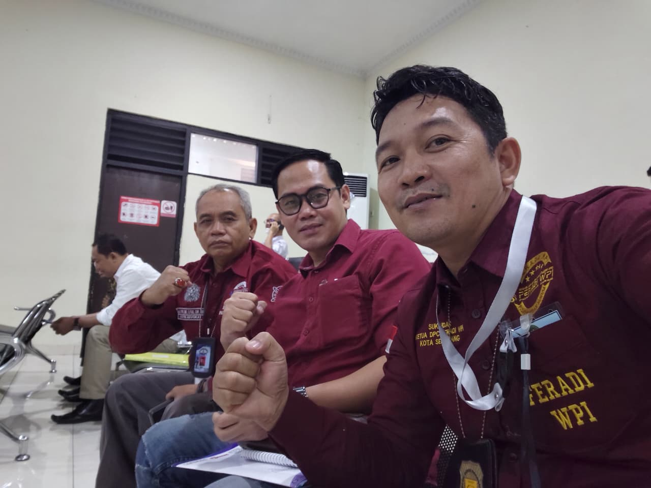 Doc. Tim hukum DPP FERADI WPI bersama SUBUR JAYA LAWFIRM hadir di Pengadilan Negeri Semarang untuk mengawal persidangan lanjutan perkara perdata Nomor 292/Pdt.G/2026/PN Smg, Kamis (13/8/2026). Sidang tersebut ditunda dan dijadwalkan kembali pada 27 Agustus 2026 dengan agenda pembacaan gugatan.