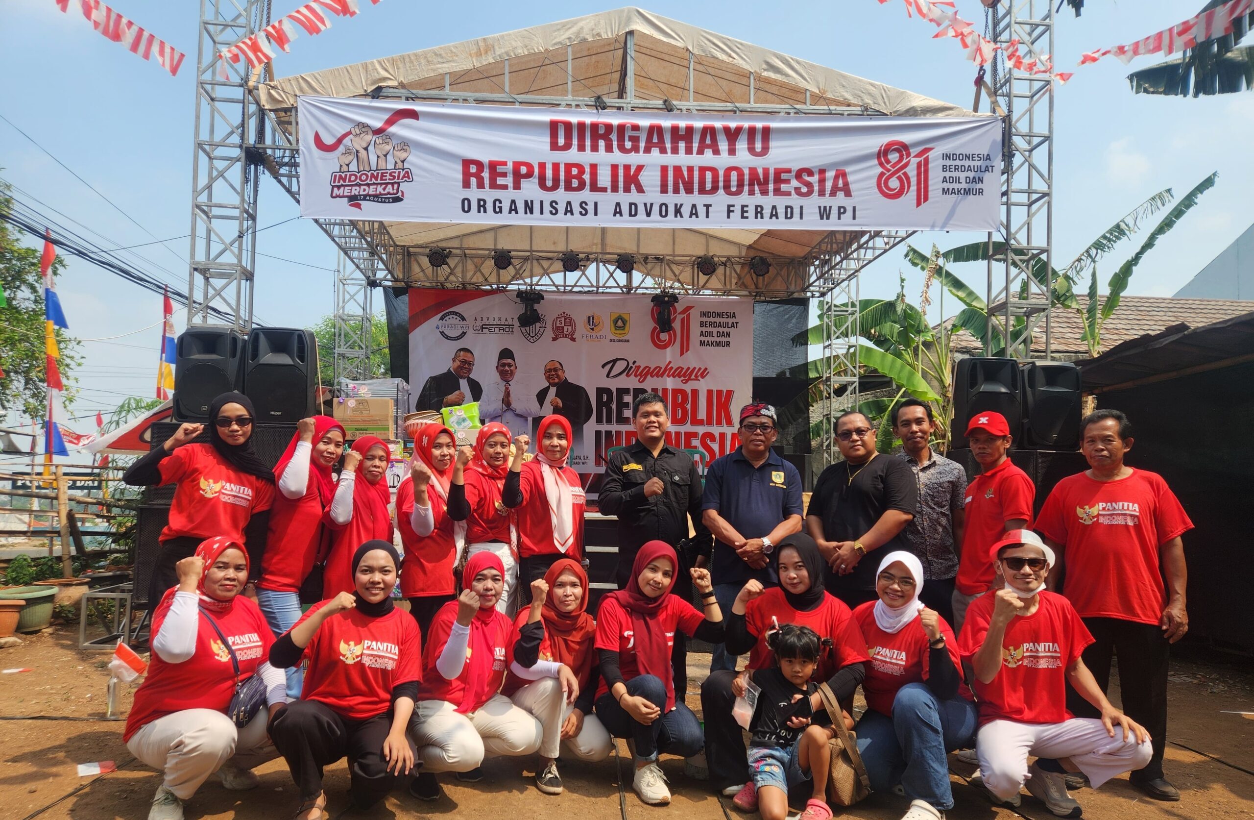 Doc. Para panitia Pesta Rakyat “FERADI WPI Berbagi Kebaikan” berfoto bersama di lokasi kegiatan di Komplek TWP TNI AL, Desa Ciangsana, Kecamatan Gunung Putri, Kabupaten Bogor, Sabtu (22/8/2026), saat melakukan persiapan pelaksanaan rangkaian acara.