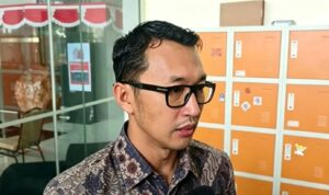 KPK Naikkan Status Dugaan Korupsi Upah Pungut Bappenda Kabupaten Bogor ke Tahap Penyidikan Doc. Budi Prasetyo, selaku Juru Bicara Komisi Pemberantasan Korupsi (KPK), menyampaikan keterangan kepada awak media terkait perkembangan penanganan dugaan tindak pidana korupsi di lingkungan Bappenda Kabupaten Bogor, termasuk peningkatan status perkara ke tahap penyidikan dan pengamanan uang sekitar Rp1,5 miliar.