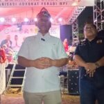 Doc. Kepala Desa Ciangsana, Udin Saputra, S.H., M.M., menyampaikan keterangan kepada awak media usai pelaksanaan Pesta Rakyat “FERADI WPI Berbagi Kebaikan” di Desa Ciangsana, Kecamatan Gunung Putri, Kabupaten Bogor, Sabtu (22/8/2026). Dalam keterangannya, Udin mengapresiasi kegiatan tersebut serta membuka peluang kolaborasi antara Pemerintah Desa Ciangsana dan FERADI WPI dalam bidang edukasi dan bantuan hukum bagi masyarakat.