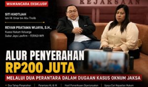 Doc. Siti Khotijah bersama kuasa hukum Revan Pratama Wijaya, S.H., C.PFW., C.MDF., C.JKJ., C.FTAX., saat memberikan keterangan dalam sesi wawancara terkait kronologi penyerahan uang senilai total Rp200 juta yang menurut keterangan Siti diserahkan melalui dua perantara berinisial HL dan IK dalam perkara yang melibatkan dugaan oknum jaksa berinisial RS. Dalam kesempatan tersebut, Siti dan Revan juga menyampaikan perkembangan upaya meminta klarifikasi dan kepastian atas penanganan laporan yang telah diajukan.