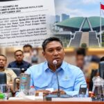 Doc. Kepala Badan Gizi Nasional (BGN) menyampaikan paparan dalam Rapat Dengar Pendapat bersama Komisi IX DPR RI terkait usulan pagu anggaran BGN Tahun Anggaran 2027, Kamis (3/9/2026). Tangkapan layar dokumen di latar belakang menunjukkan usulan pagu anggaran BGN sebesar Rp240,201 triliun, dengan alokasi Program Pemenuhan Gizi Nasional sebesar Rp232,876 triliun.