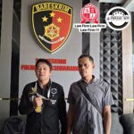 Doc. Wakil Ketua Umum DPP FERADI WPI sekaligus Ketua PBH FERADI WPI Advokat dan Paralegal DPC Kota Semarang, Sukindar, S.H., C.PFW., C.MDF., C.JKJ., C.FTAX., bersama klien warga Gunungpati yang didampingi dalam penanganan laporan dugaan tindak pidana penipuan dan penggelapan di Polrestabes Semarang. Pendampingan hukum dilakukan untuk memastikan hak-hak klien selama proses penyelidikan berjalan sesuai ketentuan hukum yang berlaku.
