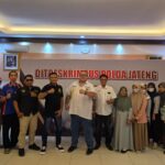 Doc. Tim Hukum FERADI WPI–Subur Jaya Lawfirm bersama puluhan korban Koperasi BMT Dinar Mulia usai mengikuti pertemuan dan menyampaikan keterangan awal terkait dugaan tindak pidana penipuan dan penggelapan serta dugaan TPPU di Ditreskrimsus Polda Jawa Tengah, Semarang, Senin (14/9/2026).