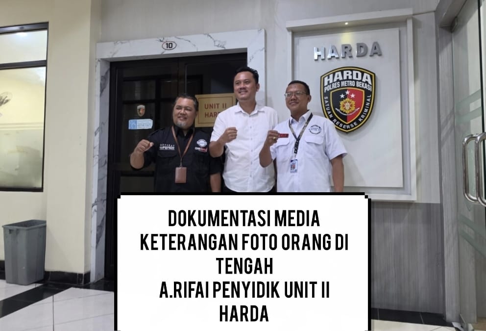 Doc. Tim hukum bersama penyidik Polres Metro Bekasi saat proses koordinasi terkait penanganan laporan dugaan penggelapan yang dilaporkan Hairil Tami. Dalam dokumentasi tersebut, A. Rifai selaku penyidik Unit II Harda tampak berada di posisi tengah. Pertemuan menjadi bagian dari komunikasi antara pihak kuasa hukum dan penyidik mengenai perkembangan penanganan perkara.