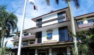 Doc. Gedung Mapolresta Banjarmasin tampak dari depan. Lokasi tersebut menjadi tempat berlangsungnya kegiatan magang yang melibatkan pelapor dalam perkara dugaan pelecehan seksual yang kini dilaporkan dan sedang didalami oleh Ditreskrimum serta Propam Polda Kalimantan Selatan.