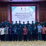 Doc. Wali Kota Semarang Agustina Wilujeng Pramestuti bersama Wakil Wali Kota Semarang Iswar Aminuddin, jajaran pengurus LDII, serta para tamu undangan berfoto bersama seusai pelantikan Pengurus Pimpinan Cabang (PC) LDII se-Kota Semarang periode 2026–2031 di Balai Kota Semarang, Jumat (25/9/2026). Pelantikan tersebut diikuti pengurus PC LDII dari 16 kecamatan di Kota Semarang.