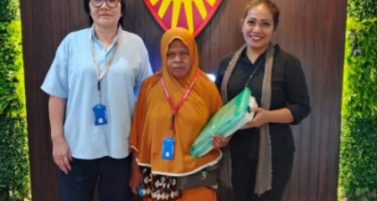 Doc. Tim kuasa hukum PHOEBE Law Firm, termasuk Erawaty Gunawan, S.H., dan Camelia Eclecia Tan, S.E., S.H., saat berada di Mabes Polri, Jakarta, Rabu (7/10/2026), untuk menyampaikan permintaan terkait penanganan perkara dugaan lelang sepihak aset Sri Patokah. Kedatangan tersebut berkaitan dengan permintaan agar dilakukan gelar perkara khusus untuk memperoleh kejelasan mengenai perkembangan dan arah penanganan perkara.