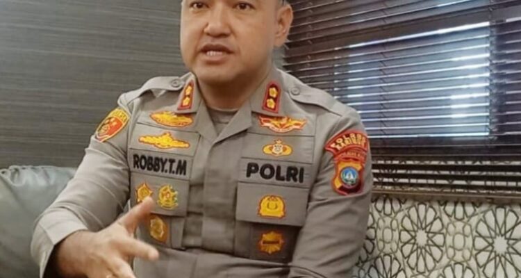 Doc. AKBP Robby Topan Manusiwa, S.I.K., M.H., ditunjuk sebagai Direktur Reserse Kriminal Khusus (Dirreskrimsus) Polda Kepulauan Riau berdasarkan Surat Telegram Kapolri Nomor ST/2251/X/KEP./2026 tertanggal 10 Oktober 2026. Sebelumnya, ia menjabat sebagai Kabid Propam Polda Kepri.
