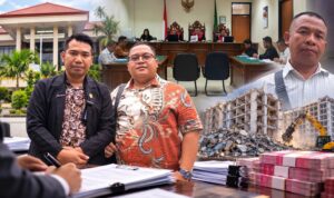 Doc. Ilustrasi perkara perdata Nomor 58/Pdt.G/2026/PN.Ckr terkait sengketa proyek pembongkaran besi eks-Apartemen Majestic Point Serpong. Dari kiri ke kanan, Ganda Subrata, S.H., M.H., kuasa hukum Sumaryo; Revan Pratama Wijaya, S.H., anggota tim hukum Sumaryo; dan Saefudin, S.H., kuasa hukum Titis Sukowanto. Ilustrasi menggambarkan proses persidangan, penelaahan dokumen, serta persoalan perjanjian dan aliran dana yang menjadi bagian dari perkara tersebut.